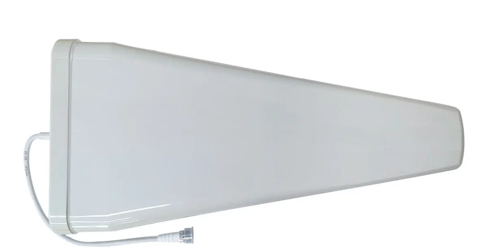 Powertec 4G/5G Wideband LPDA Antenna | 698–4000MHz